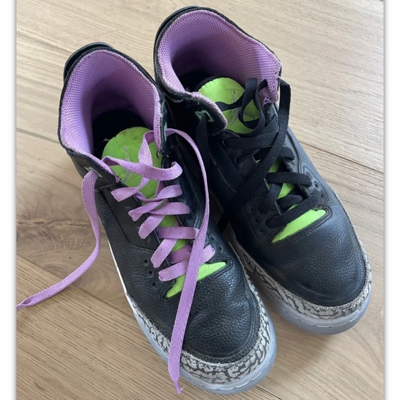 Nike Big Kids' Air Jordan 1 Mid Top 3 Purple Swish EUC Size 7 - Picture 4 of 7